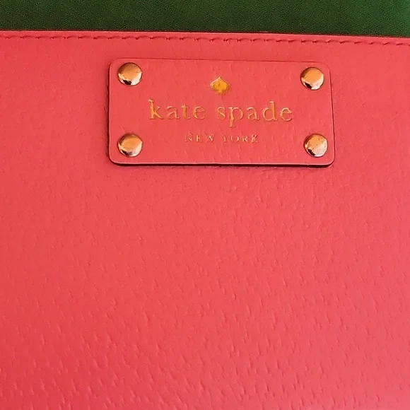 Kate Spade New York Cara Wellesley Wallet - Picture 4 of 7